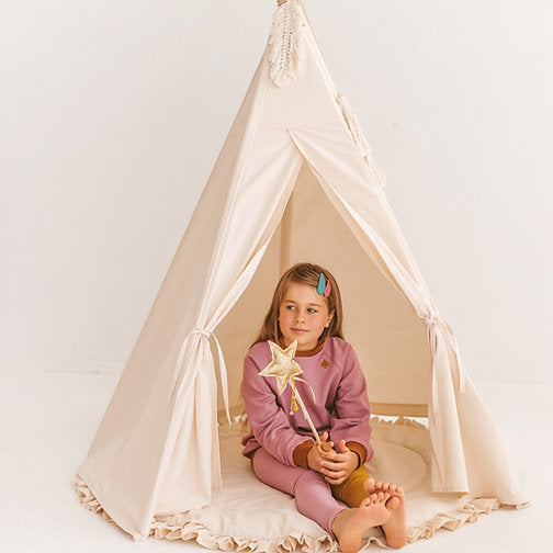Čtvercové dětské teepee s pom pom - Vivawood - Dřevěný nábytek a hračky
